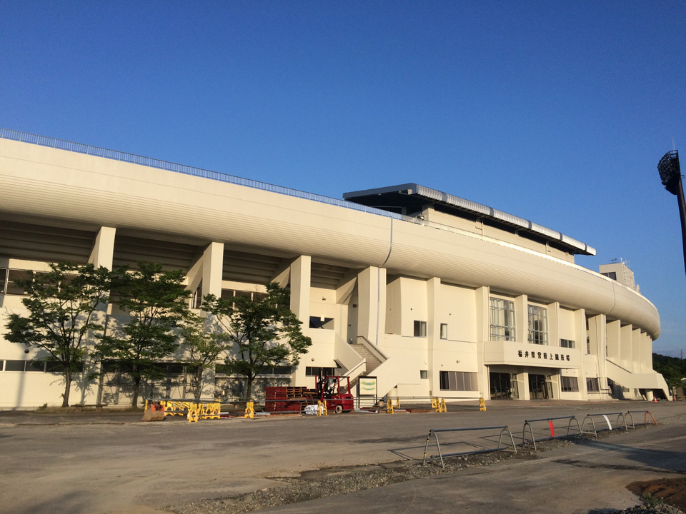 県営陸上競技場改修